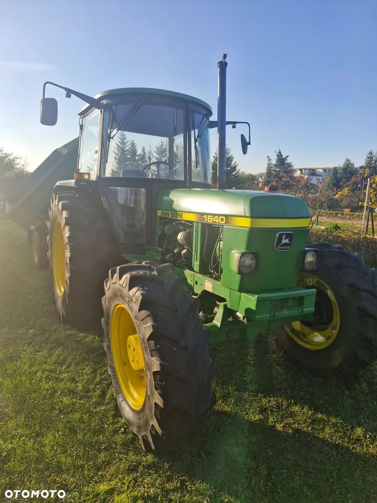 John Deere 1640 - 14