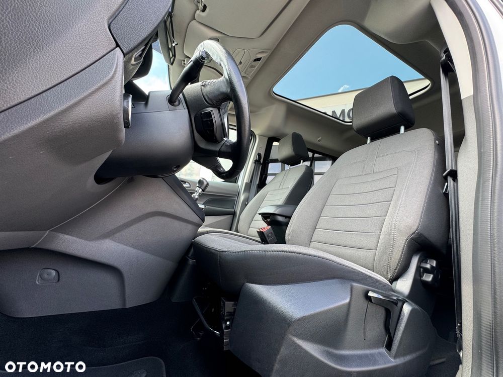 Ford Tourneo Connect Gr 1.5 EcoBlue Titanium - 32