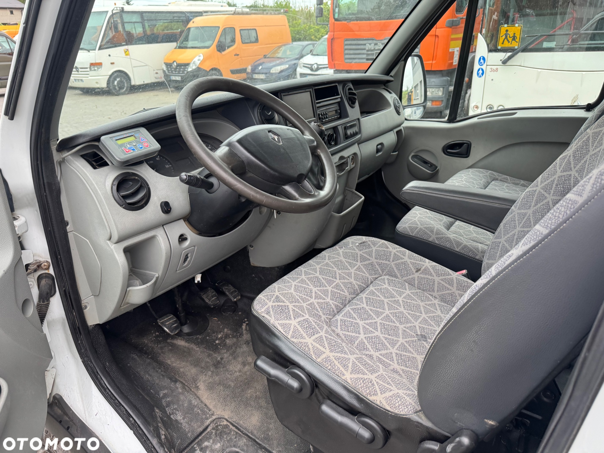 Renault Master 2009 r. Wywrotka Kiper Brygadówka 7 Osobowy Dubelkabina Dobelkabina Wywrot Doka - 14