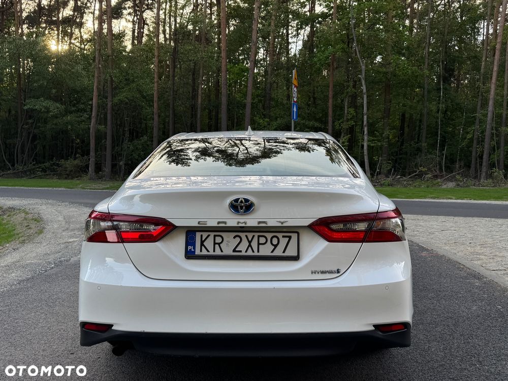 Toyota Camry 2.5 Hybrid Comfort CVT - 4