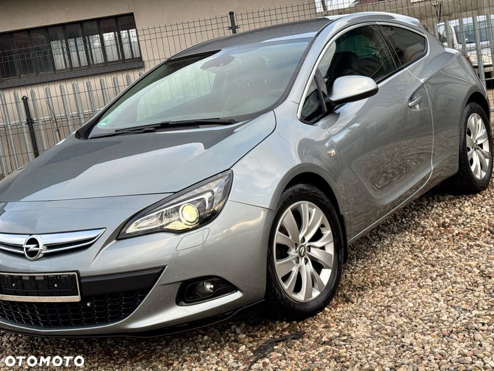 Opel Astra 1.6 Turbo Cosmo - 5