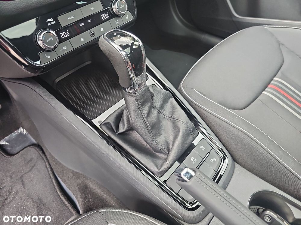 Skoda Kamiq 1.5 TSI Monte Carlo DSG - 18