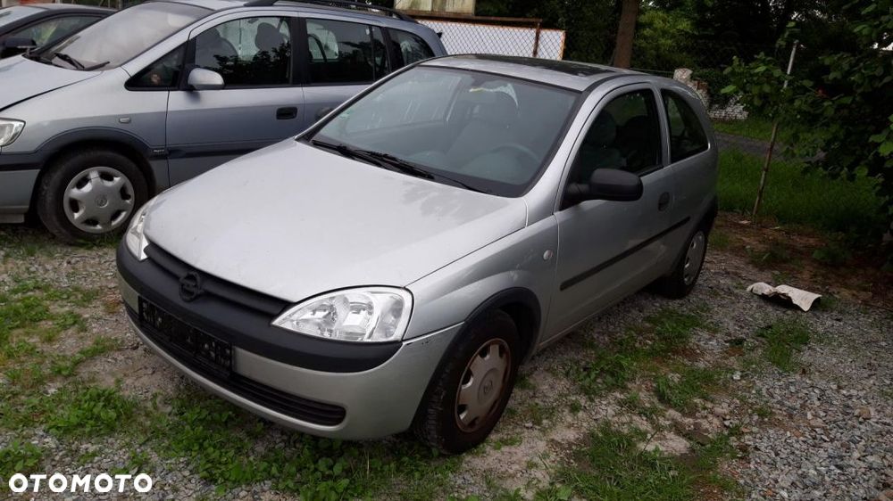 Części do Opel Corsa C 1.0 benzyna  hatchback 3-drzwi - 1