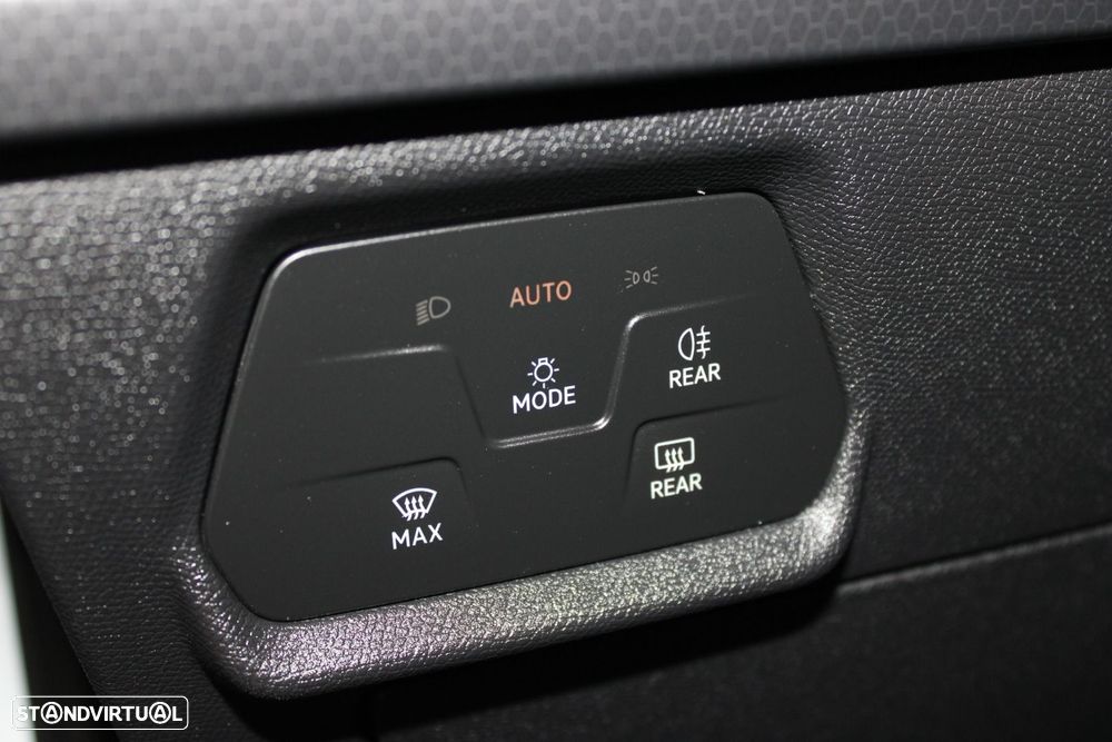 SEAT Leon ST 1.0 TSI Style - 10