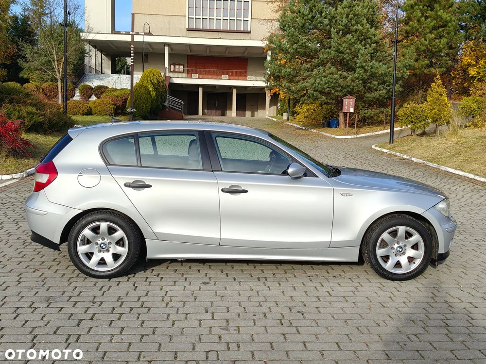 BMW Seria 1 116i - 17