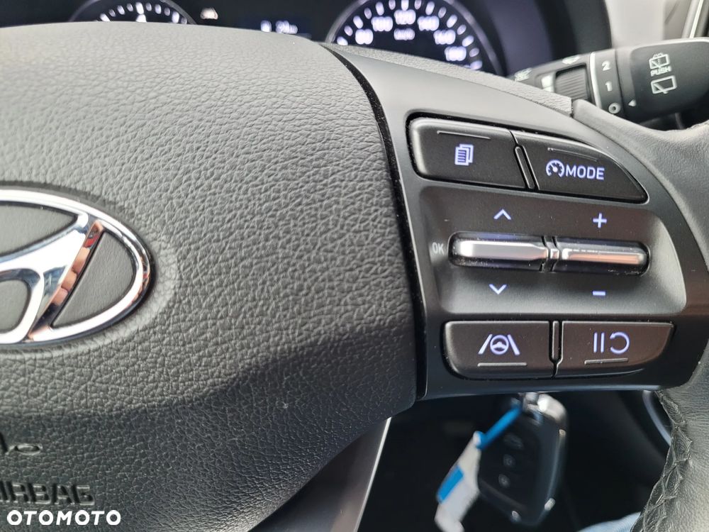 Hyundai i30 1.5 DPI Classic + - 18