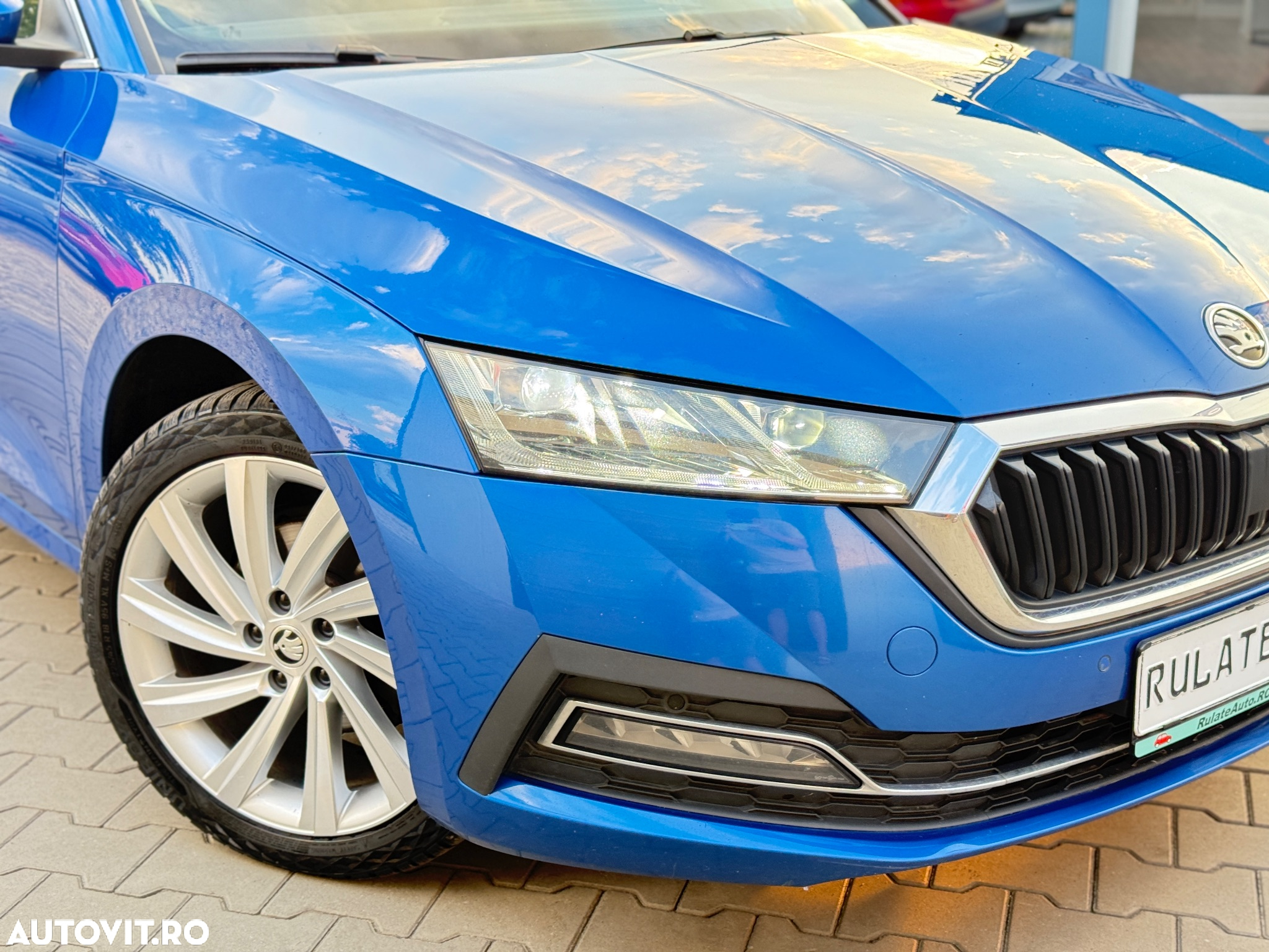 Skoda Octavia 2.0 TDI DSG Style - 22