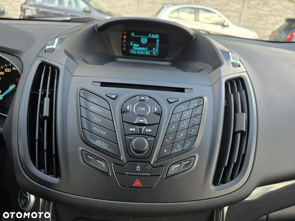 Ford Kuga 1.6 EcoBoost 2x4 Titanium - 22
