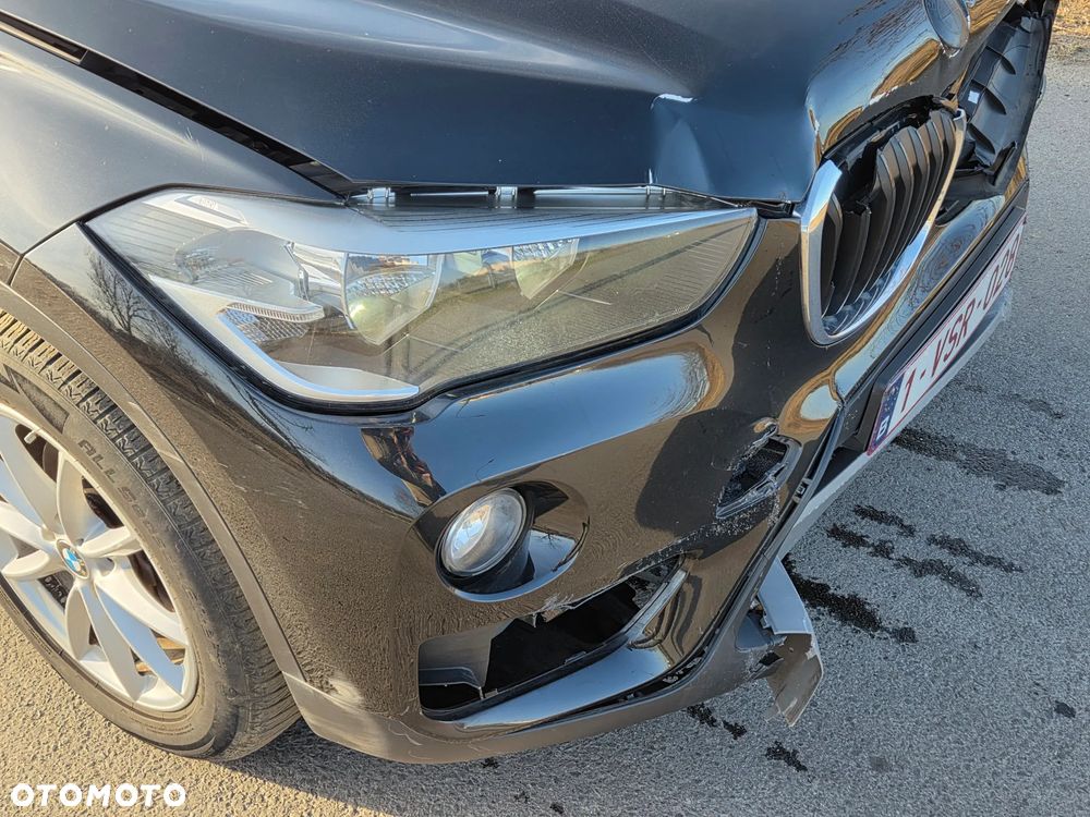 BMW X1 sDrive16d Sport Line - 37