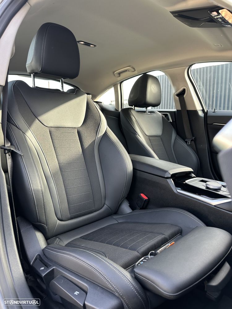 BMW i4 eDrive35 Gran Coupe - 29