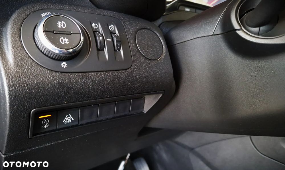 Opel Combo Life XL 1.5 CDTI Elegance Plus S&S - 10