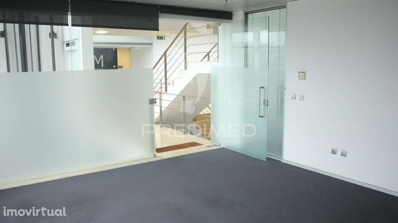 Escritório no Parque Industrial de Celeirós - Grande imagem: 3/9