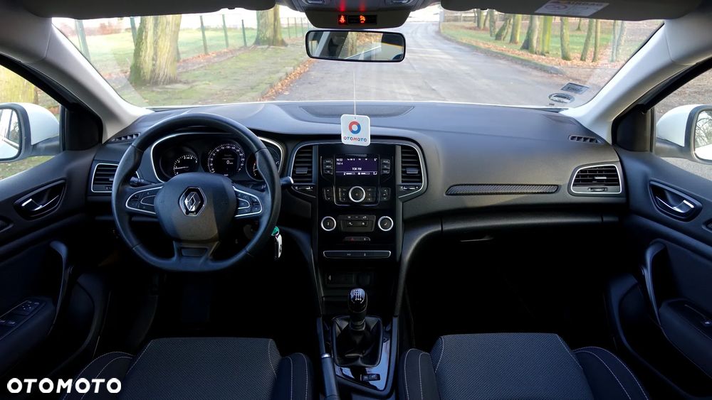 Renault Megane - 11