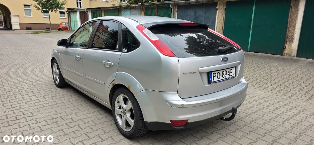 Ford Focus 2.0 TDCi Ghia - 5