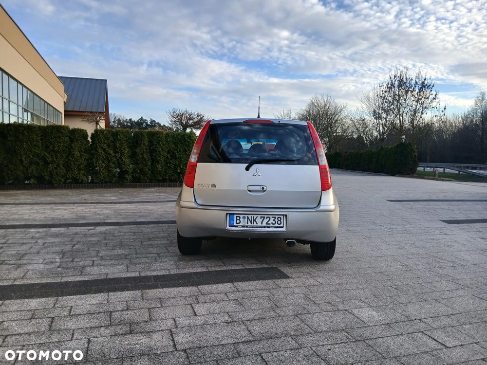 Mitsubishi Colt 1.3 Inform Edition Gold - 4