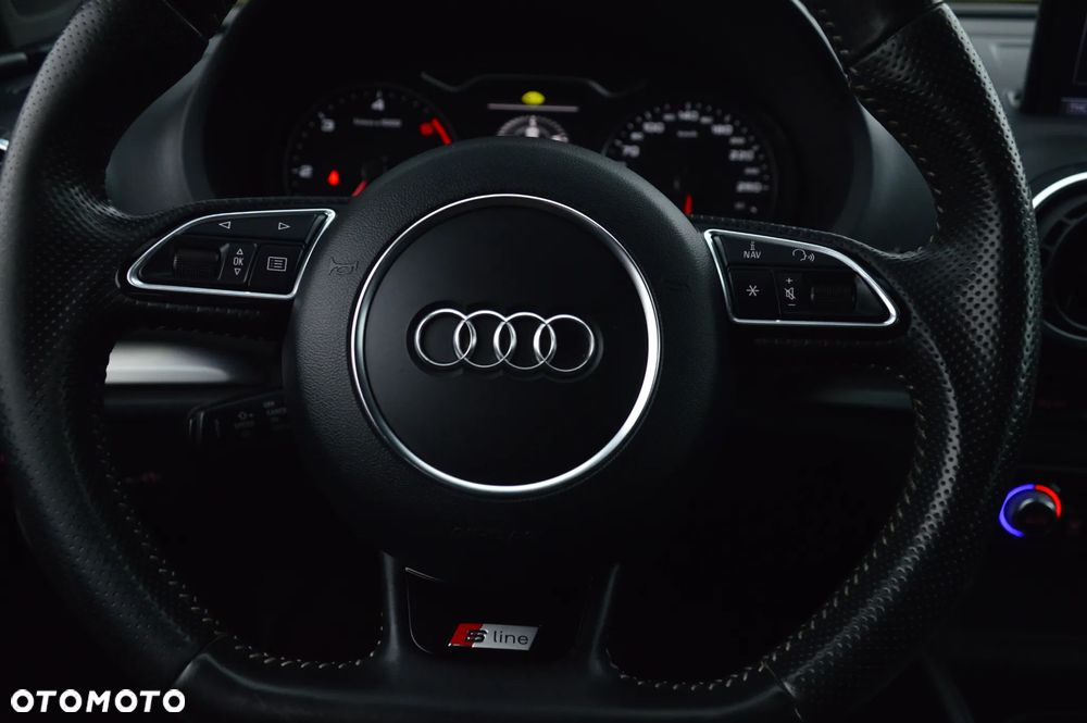 Audi A3 Sportback - 16