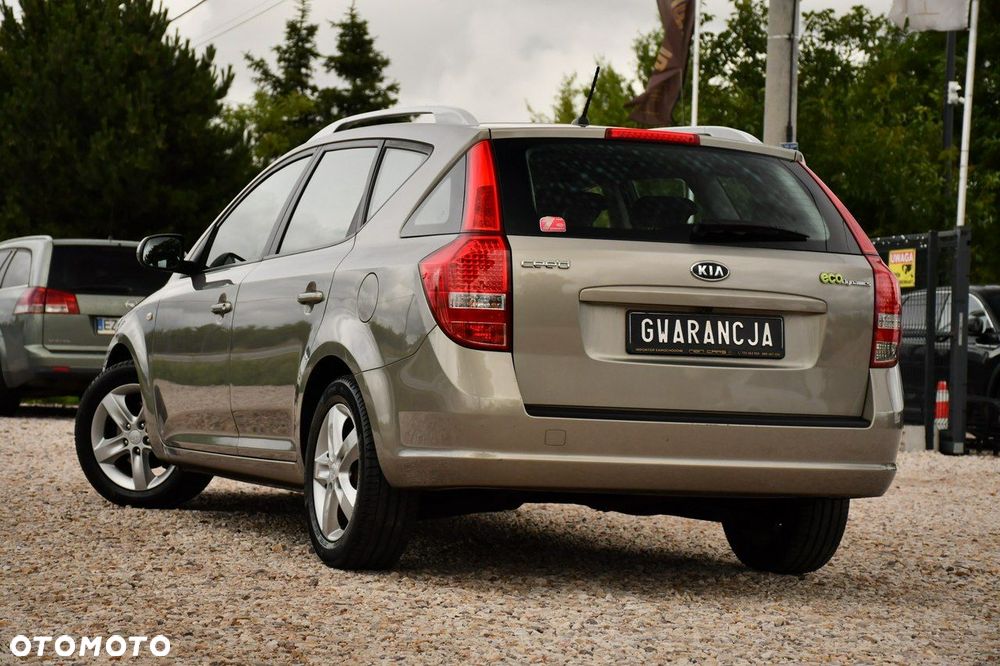 Kia Ceed - 17