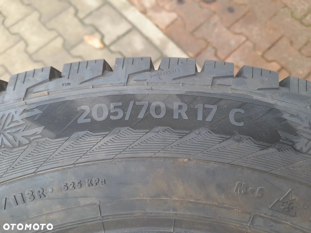 Opony zimowe Continental VanContact Ice 205/70 17C 113R M+S - 4