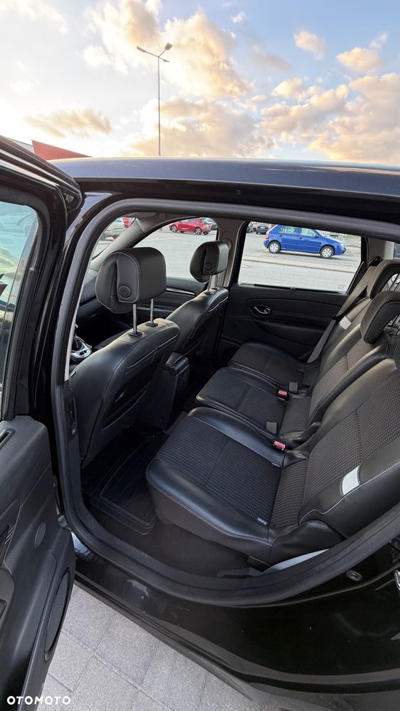 Renault Scenic 1.9 dCi Privilege - 6