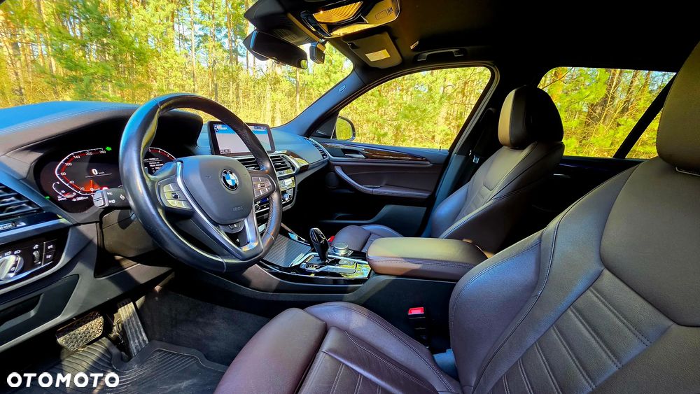 BMW X3 xDrive20d Luxury Line - 20