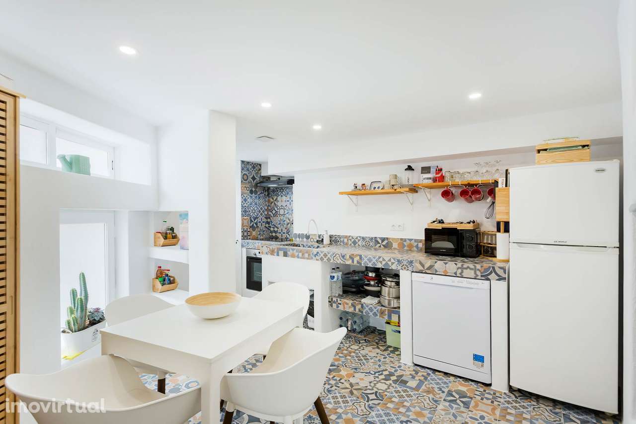 Elegante Moradia V2 com Terraço na Cobertura com Vista Mar - Grande imagem: 2/30