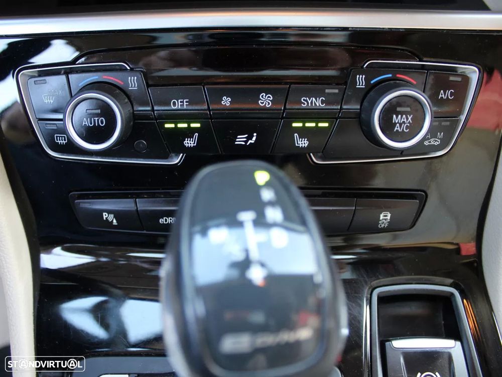 BMW 225xe Active Tourer Line Luxury - 15