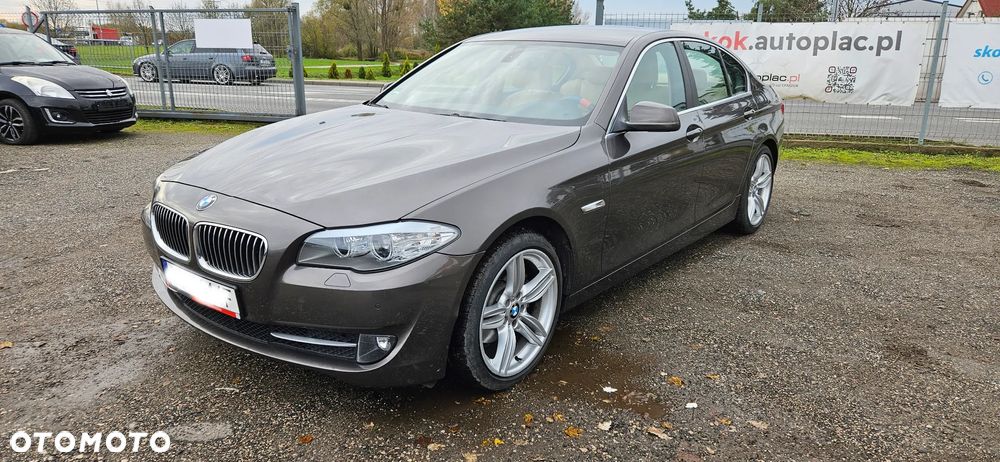BMW Seria 5 520i Sport-Aut