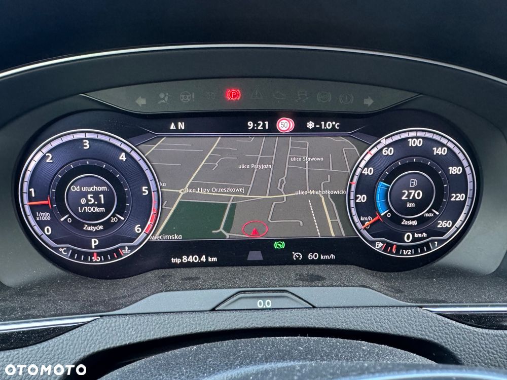 Volkswagen Passat 2.0 TDI BMT Highline DSG - 11