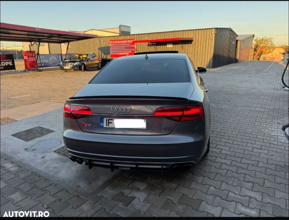 Audi S8 4.0 TFSI quattro Tiptronic - 11