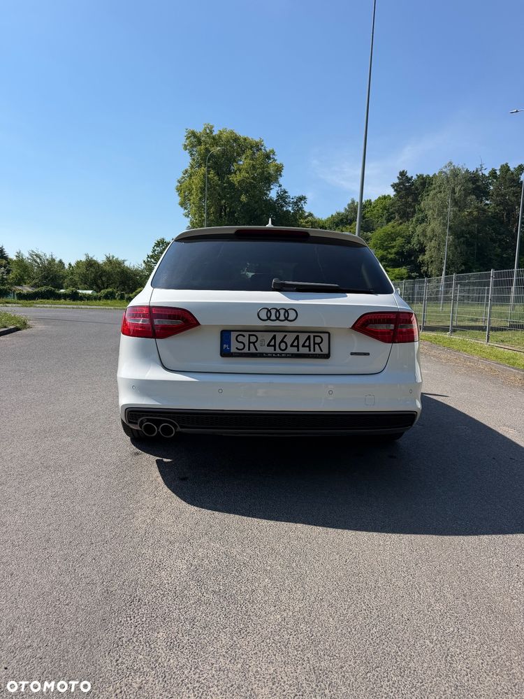 Audi A4 Avant 2.0 TDI Quattro S tronic - 4