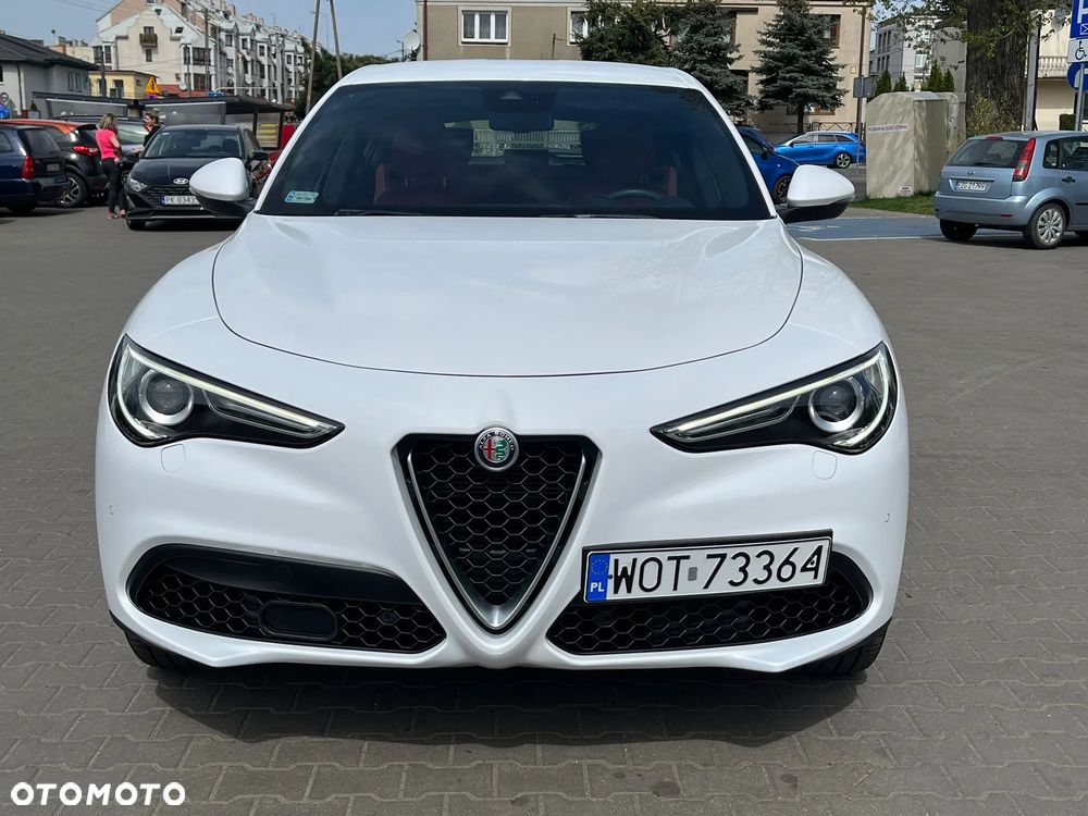 Alfa Romeo Stelvio - 36