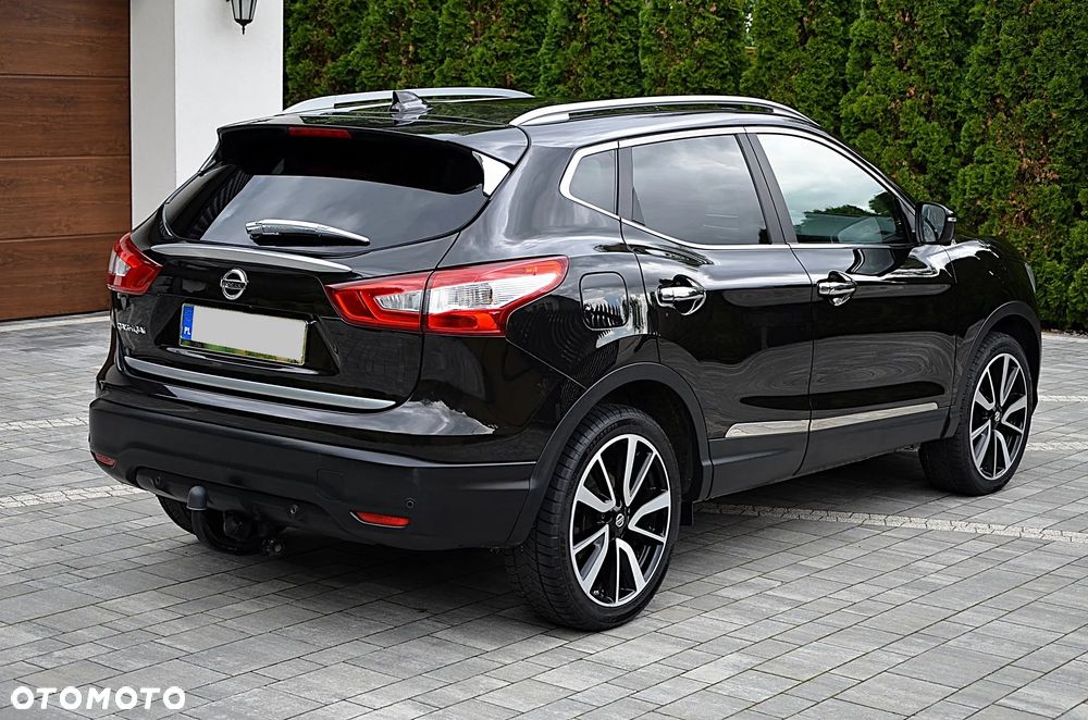 Nissan Qashqai 1.6 DCi Xtronic TEKNA - 8