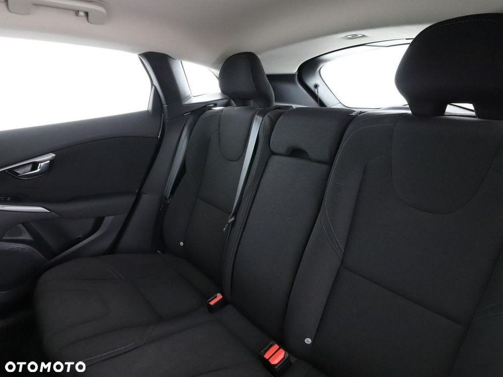 Volvo V40 T2 Kinetic - 18