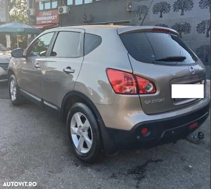 Nissan Qashqai - 1