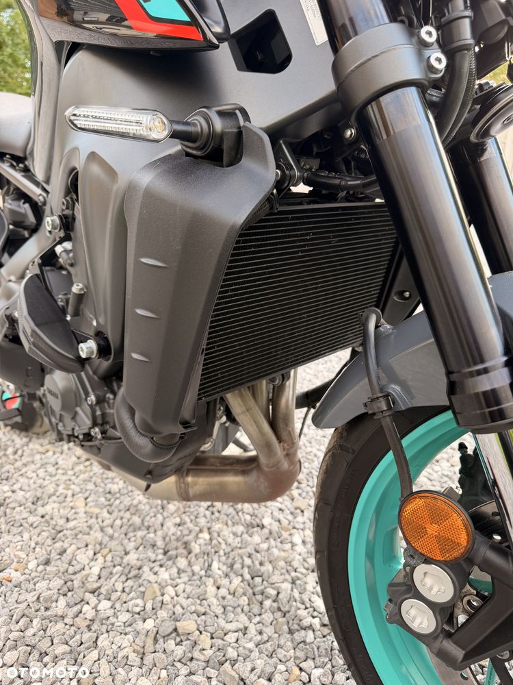 Yamaha MT - 22