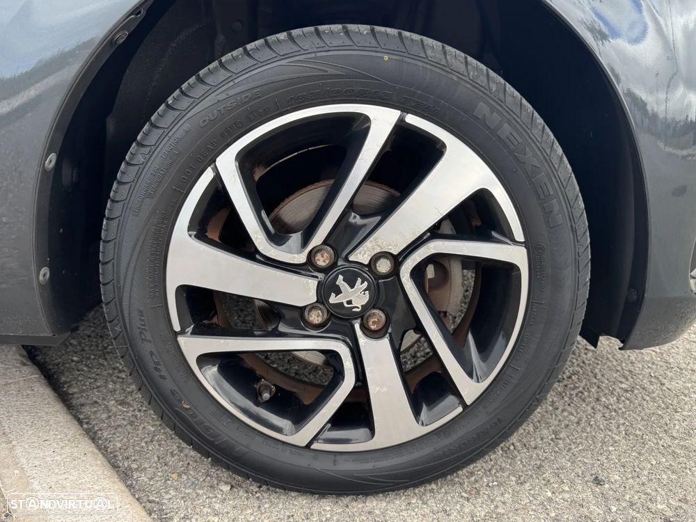 Peugeot 108 1.0 VTI S&S Top! Allure - 21