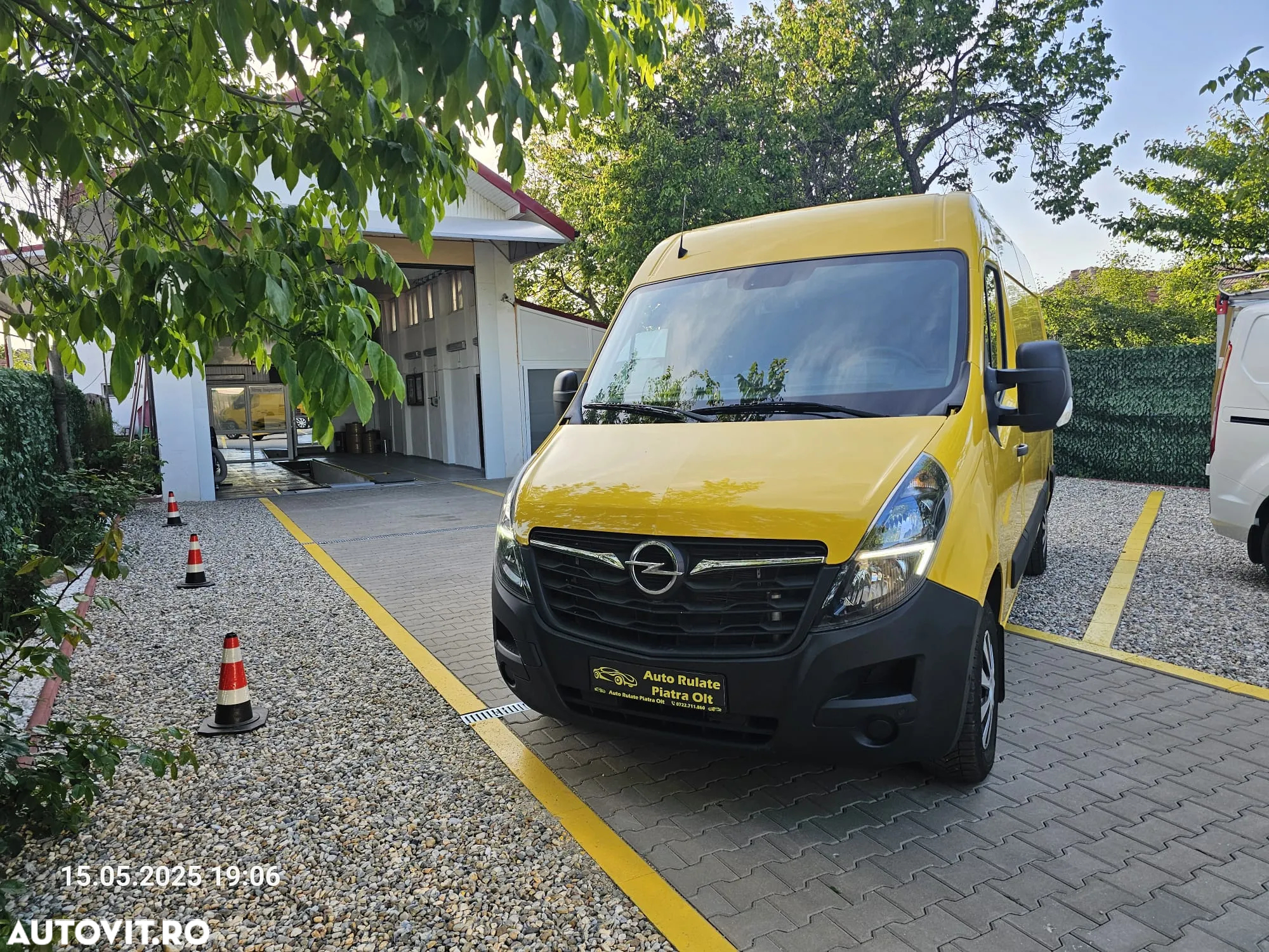 Opel Movano - 10