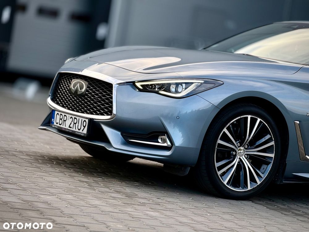 Infiniti Q60 2.0t Premium - 23