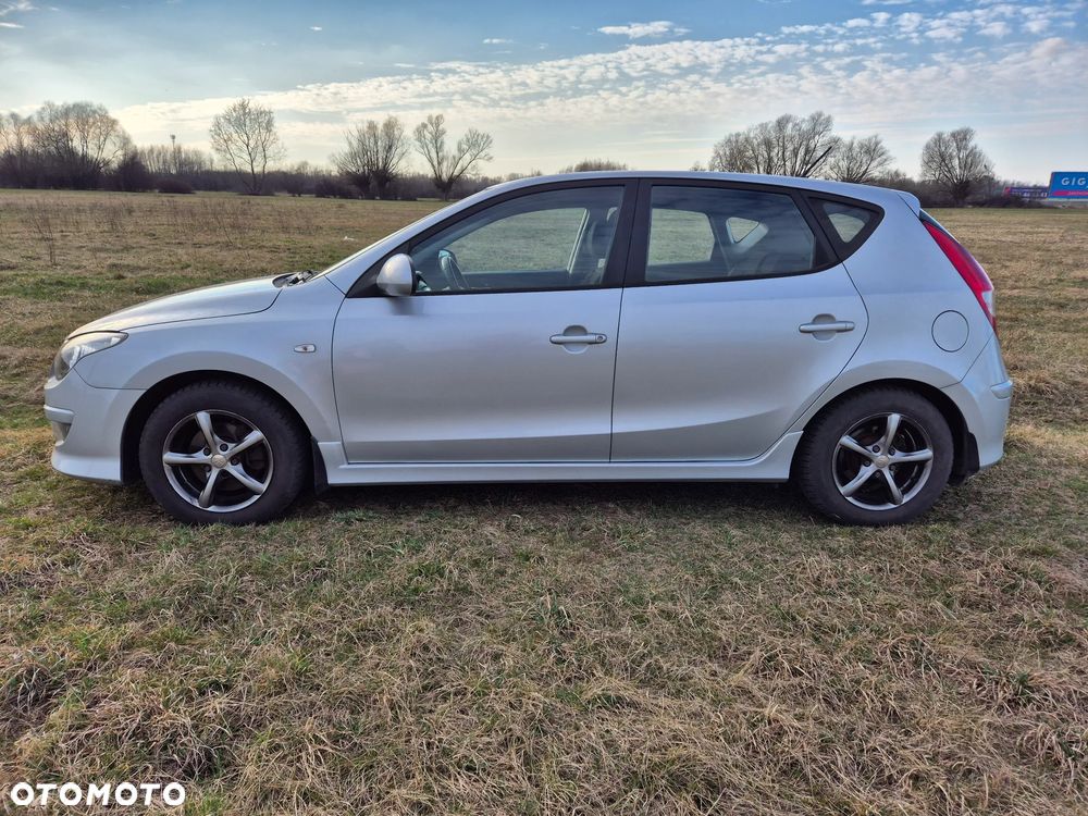 Hyundai i30 1.6 CRDi Comfort - 2