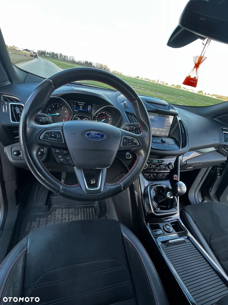 Ford Kuga - 11