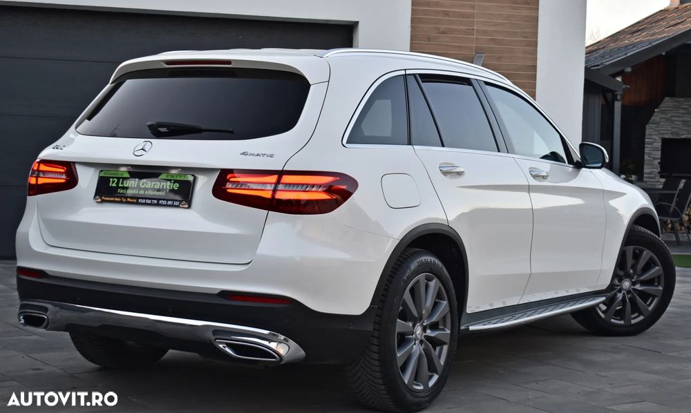 Mercedes-Benz GLC 220 d 4MATIC 9G-TRONIC Exclusive - 4