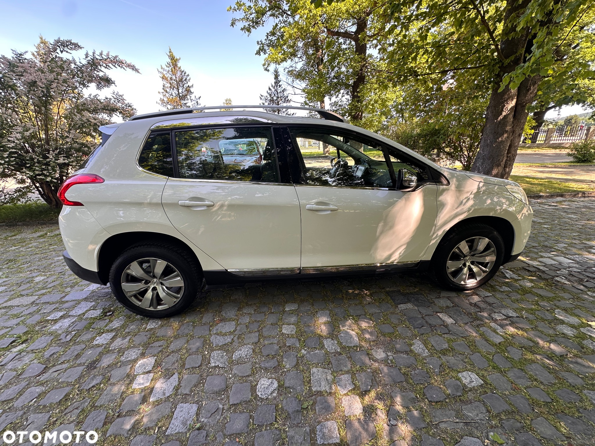 Peugeot 2008 e-HDi FAP 92 STOP & START Style - 37