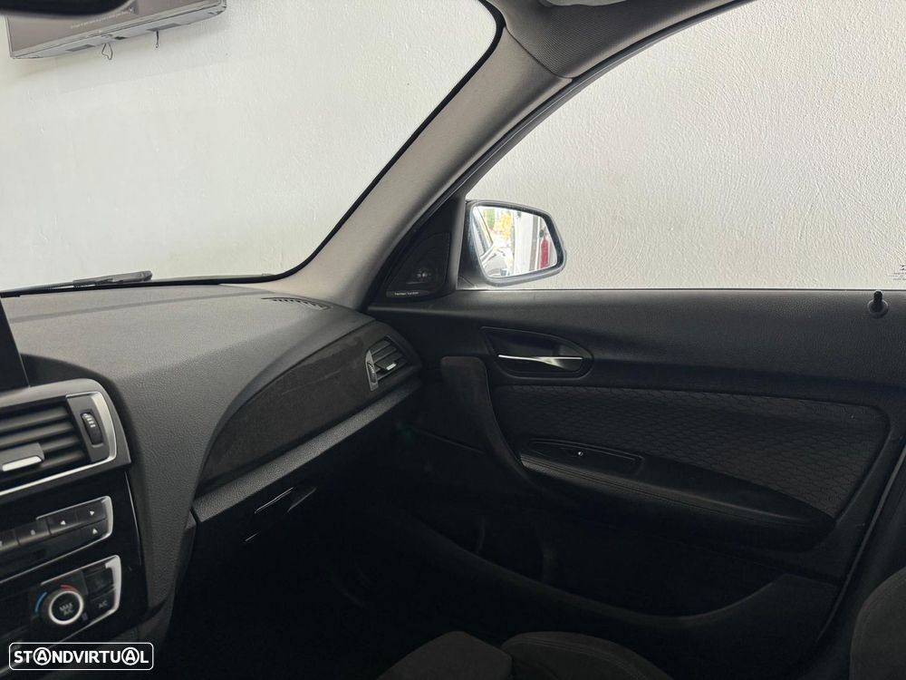 BMW 120 i Pack M Auto - 28