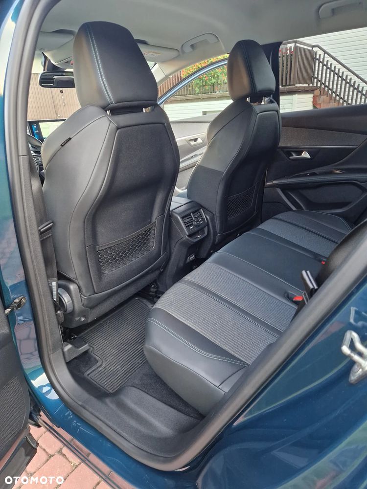 Peugeot 3008 1.2 PureTech Allure S&S EAT8 - 10