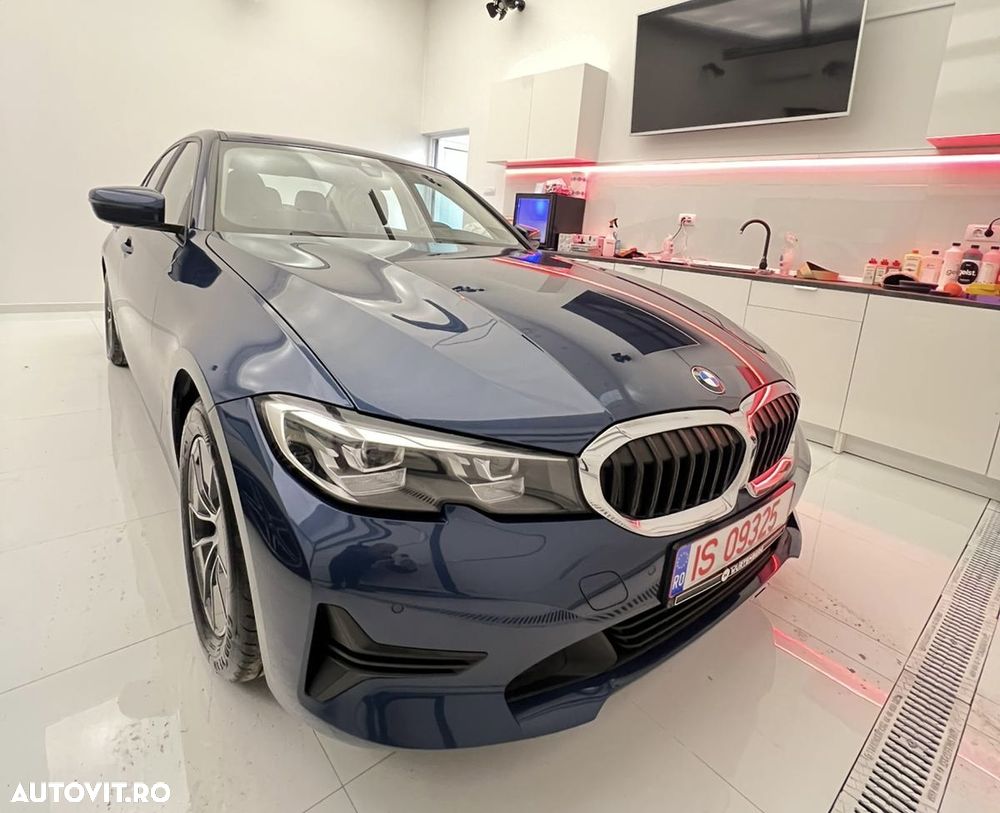 BMW Seria 3 316d AT MHEV - 1