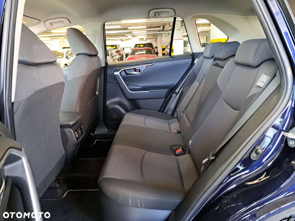 Toyota RAV4 - 13