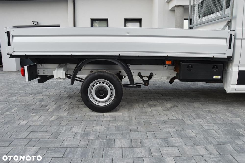 Volkswagen Crafter - 26
