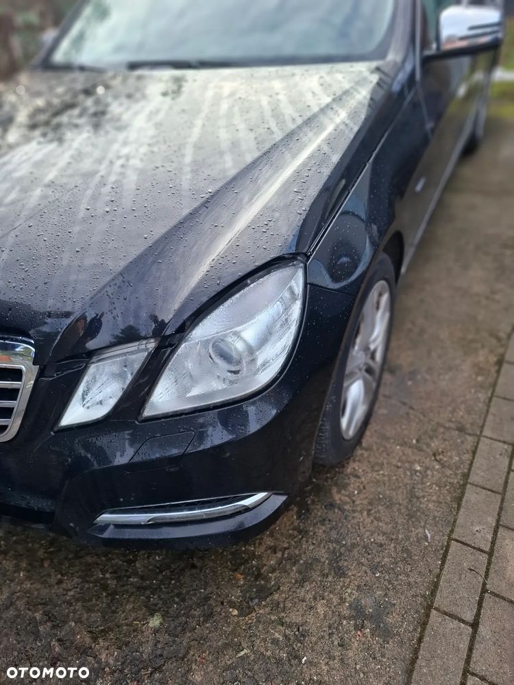 Mercedes-Benz Klasa E 220 CDI DPF BlueEFFICIENCY Automatik Avantgarde - 5