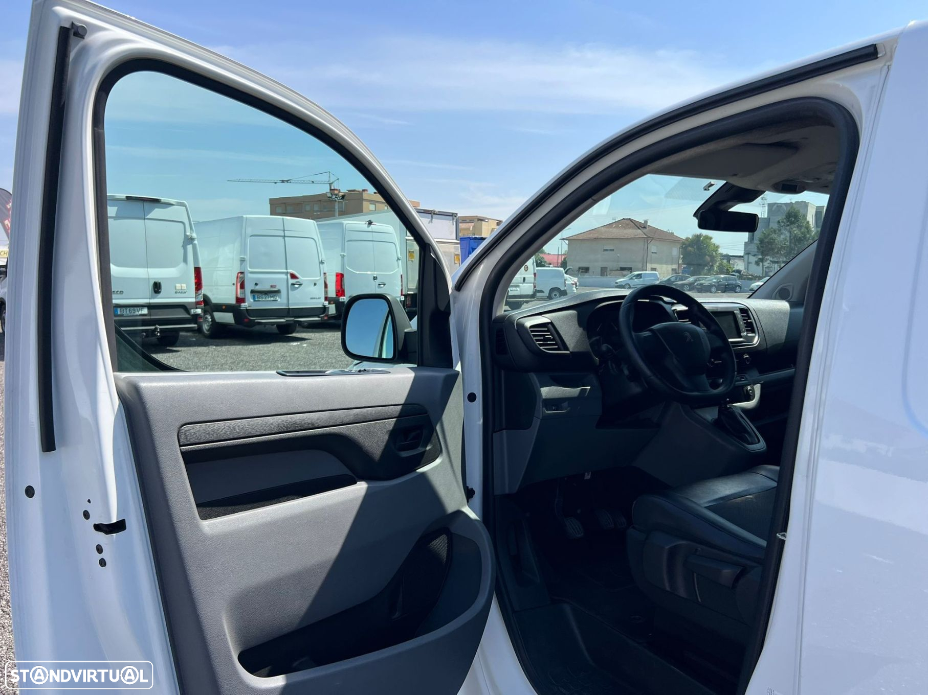Peugeot Expert 2.0 HDi - 17