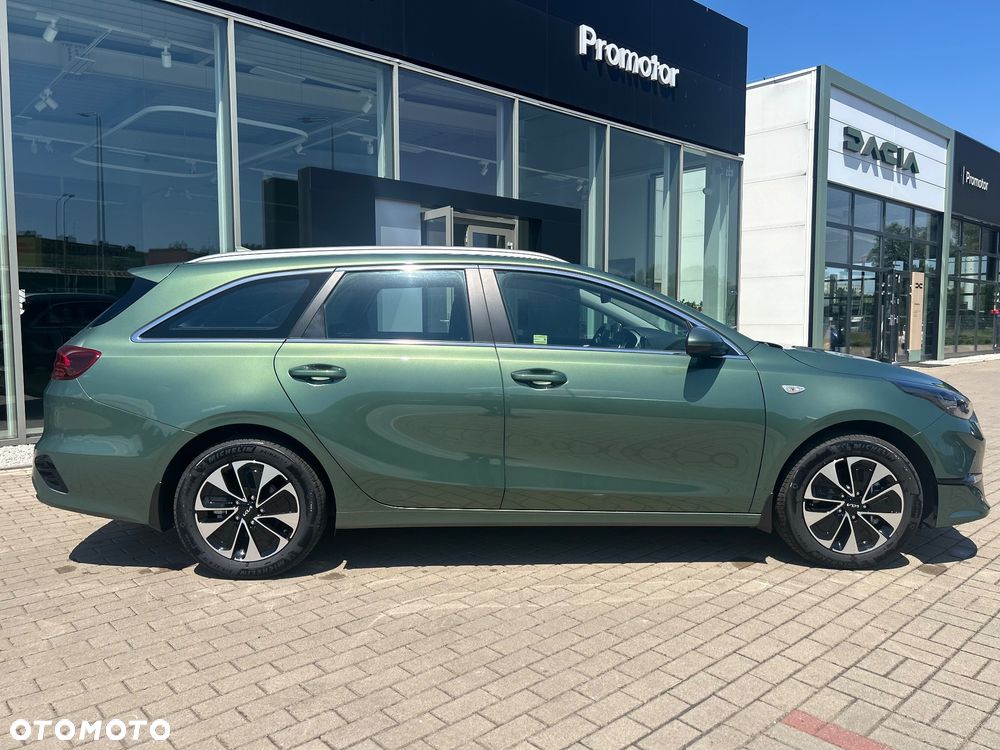 Kia Ceed 1.5 T-GDI M - 8